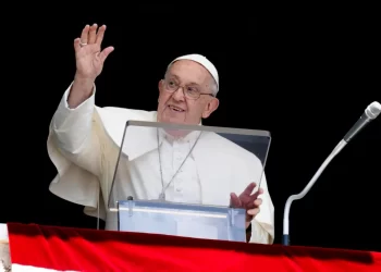 Papa Francisco condena la guerra y llama a la comunidad internacional a no tolerarlas