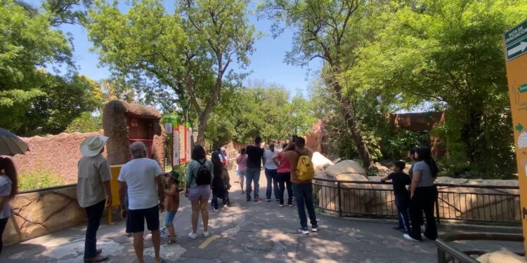 Por vacaciones abrirán parques toda la semana