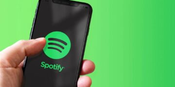 De relatos a negocios: Los 10 podcasts top de Spotify México