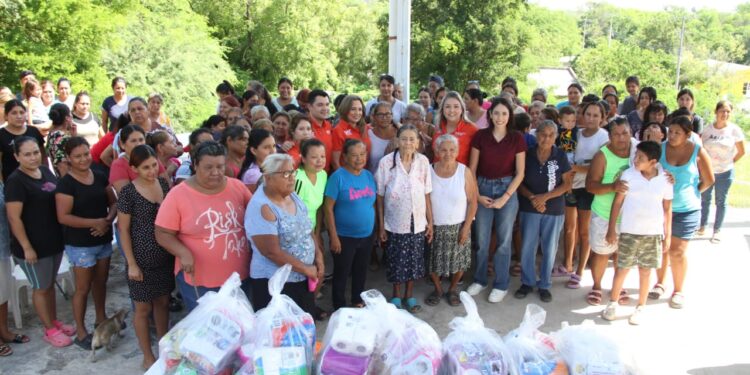 UAT extiende ayuda a familias de ejidos afectados por lluvias