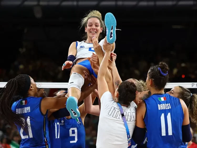 Italia conquista medalla de oro en voleibol femenil en París