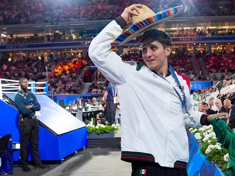 Marco Verde no descarta saltar al profesionalismo tras medalla en París