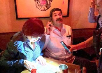 Fiscalía de la CDMX impide detención del ex gobernador de Chihuahua Javier Corral