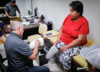 Valora DIF Tamaulipas a pacientes que requieren prótesis y aparatos ortopédicos en 21 municipios