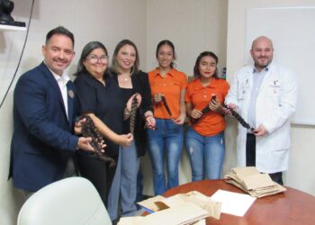 Estudiantes de la UAT refuerzan campaña para elaborar pelucas oncológicas