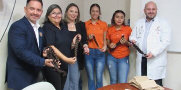 Estudiantes de la UAT refuerzan campaña para elaborar pelucas oncológicas