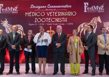 Reconocen importancia de veterinarios para proteger salud animal, de personas y ecosistemas