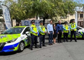 Patrullas verdes multarán con 5,000 pesos ‘carcachas’ contaminantes en Nuevo León