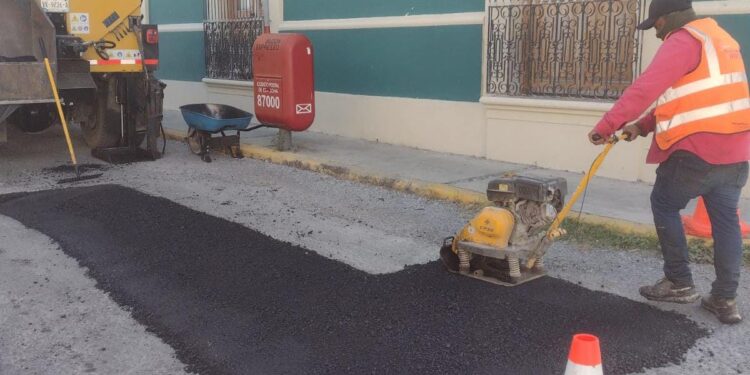 Restauran más 3 mil 950 metros cuadrados de pavimento en calles de Cd. Victoria