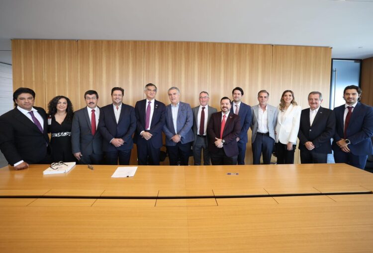 Fortalecen el gobernador Américo Villarreal y Woodside Energy acuerdos para el bienestar social