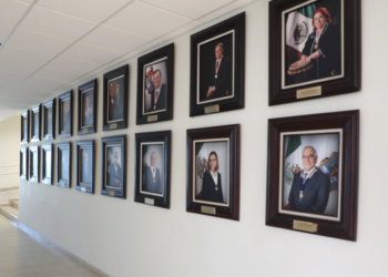 Llama Congreso a presentar candidatos a la Medalla al Mérito “Luis García de Arellano”