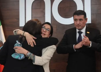 Desaparecer órganos autónomos sería un retroceso para México, advierte el INAI