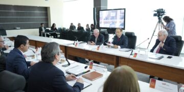 El Rector Dámaso Anaya presenta informe financiero y académico al Patronato de la UAT