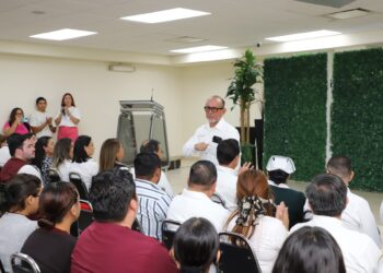 Conmemora SST día de las personas adultas mayores con plática “Alzheimer y otras demencias”