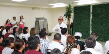 Conmemora SST día de las personas adultas mayores con plática “Alzheimer y otras demencias”