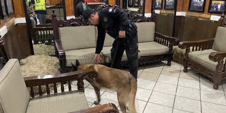 Desalojan discoteca “El Chaparral” de Cd. Victoria por reporte de amenaza de bomba