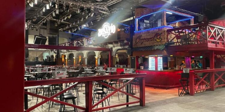 Desalojan discoteca “El Chaparral” de Cd. Victoria por reporte de amenaza de bomba