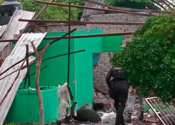 Explosión en fábrica clandestina de explosivos deja 6 muertos en Apatzingán