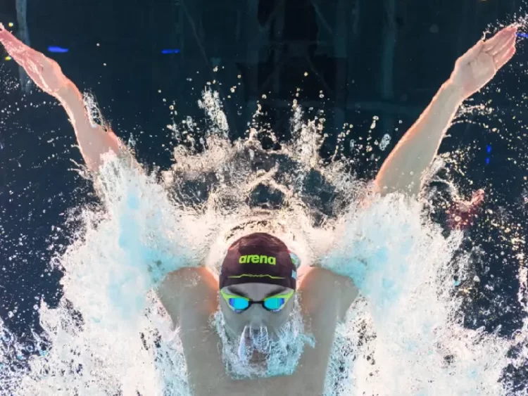 El húngaro Kristóf Milák viene de atrás y se queda con el oro en los 100m mariposa