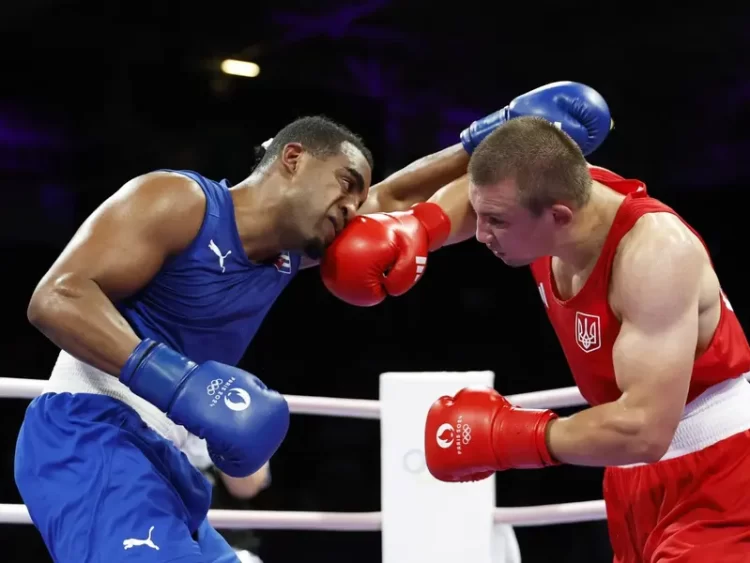 Cubano Arlén López, máximo favorito en Box, se cuelga medalla de bronce