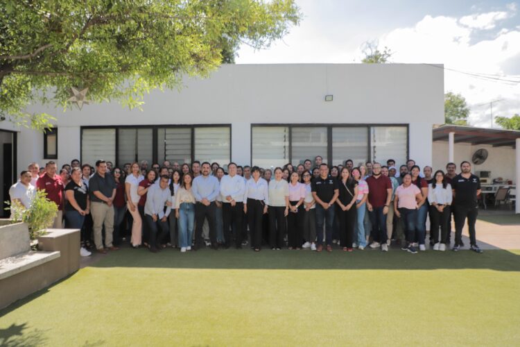 Presentan a Araceli Sosa Álvarez encargada de despacho del ITCA