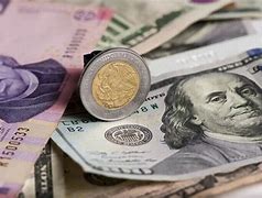 Peso retrocede por cuarta jornada y cierra en $19.56 por dólar