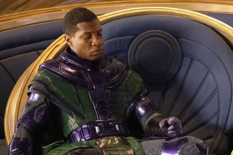 Jonathan Majors desconsolado tras ser reemplazado por Robert Downey Jr. como villano en el UCM