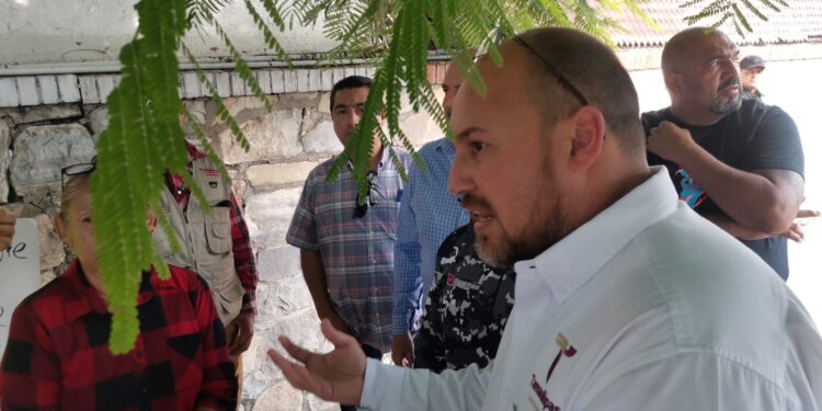 Piden con plantón frente a casa d Gobierno, que Fiscalía General busque a desparecido