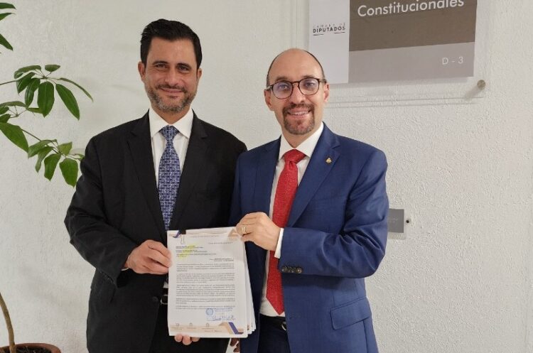 Comerciantes entregan propuestas de mejoras a la reforma al Poder Judicial de México