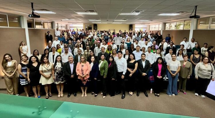 Rinde informe anual Directora de Trabajo Social y Ciencias para el Desarrollo Humano de la UAT
