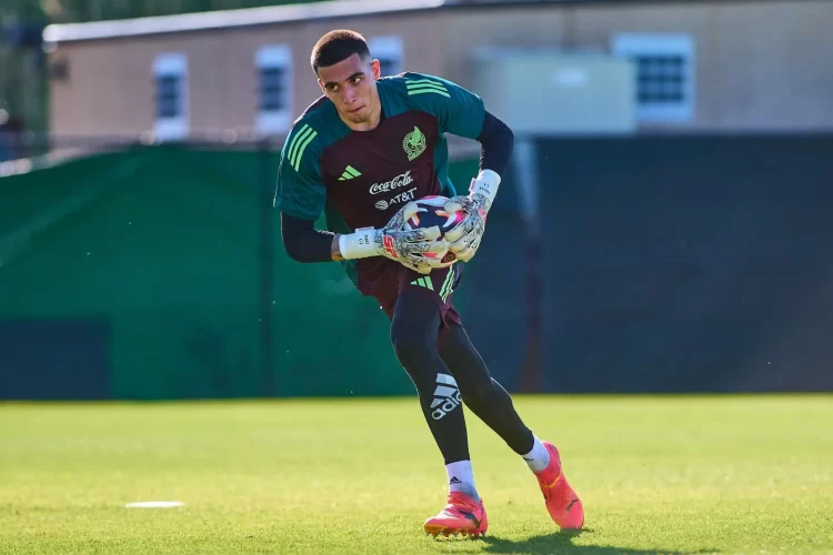 Alex Padilla, bajo la lupa de Javier Aguirre para el Tri Mayor