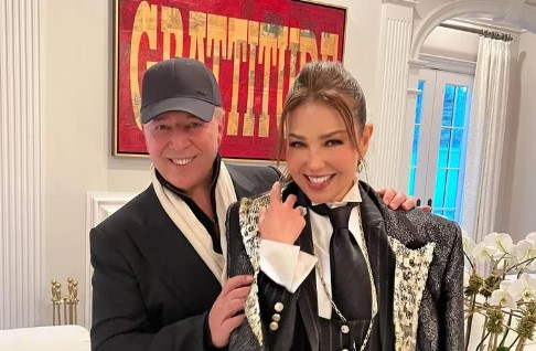 Thalía acumula una fortuna de 60 millones de dólares, revelan estimaciones Subtítulo