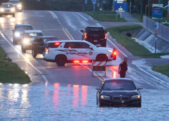 Lluvias e inundaciones persisten mientras Debby se debilita