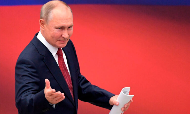 Putin y Aliyev se reúnen en Bakú para tratar temas regionales