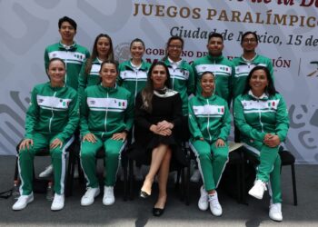 María Espinoza, entrenadora de para taekwondo, trabaja mentalidad con miras a los Paralímpicos de París 2024