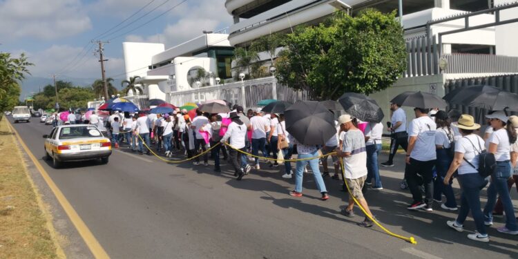 Marchan trabajadores del Poder Judicial