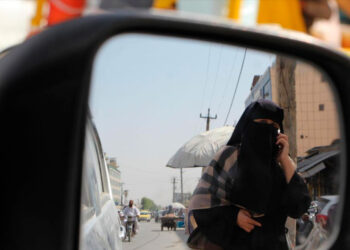 Nueva ley talibana restringe aún más la libertad de las mujeres en Afganistán