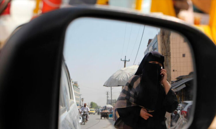 Nueva ley talibana restringe aún más la libertad de las mujeres en Afganistán