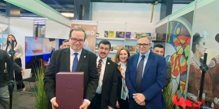 Participa la UAT en la feria del libro de la UNAM, la FILUNI 2024