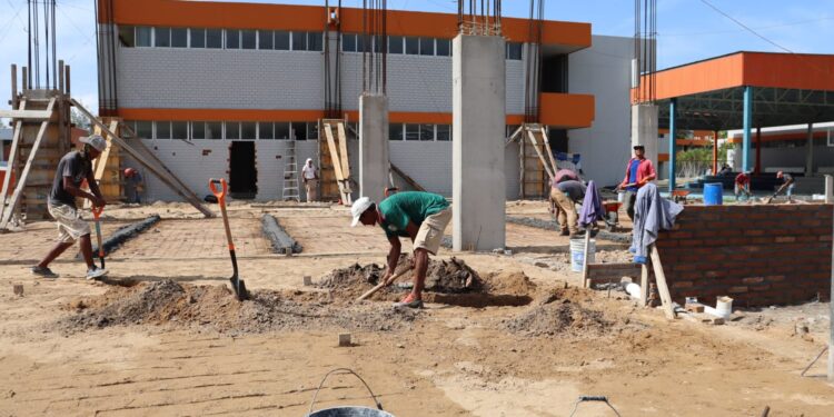 Impulsa la UAT 55 nuevos proyectos de infraestructura en sus campus