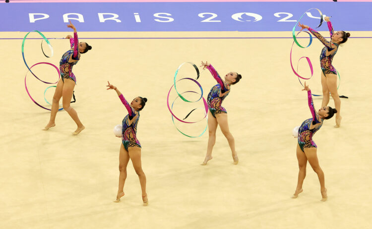 Histórico debut del conjunto mexicano de gimnasia rítmica en París 2024