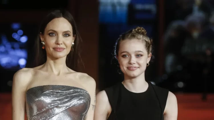 Hija de Angelina Jolie deja de usar el apellido de Brad Pitt