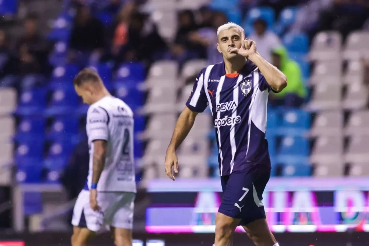 Monterrey supera 2-1 a Puebla y toma la cima del Apertura 2024