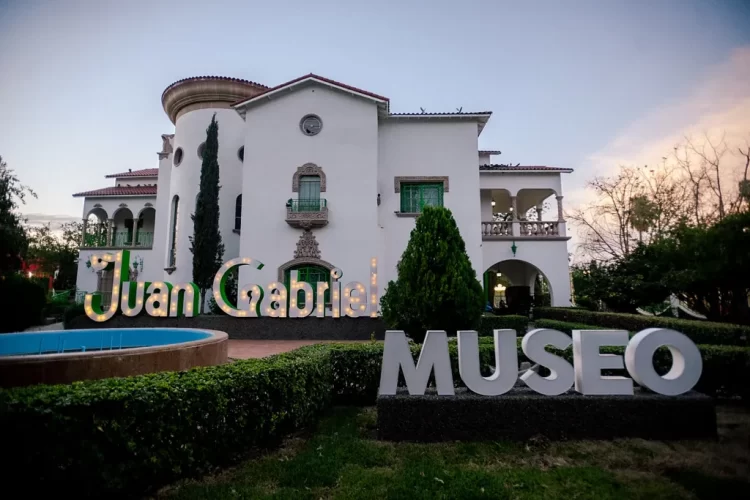 Ocho años después, la casa de Juan Gabriel se convierte en museo