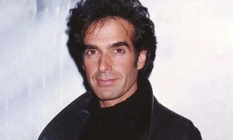 Acusan a David Copperfield de dejar penthouse en mal estado; enfrentará demanda