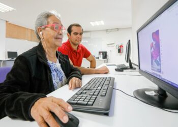 Atiende DIF a más de 21 mil 800 adultos mayores 