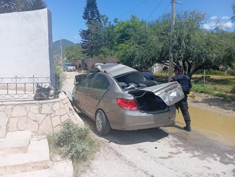 Fallece conductor en accidente carretero en ruta Victoria-San Luis Potosí