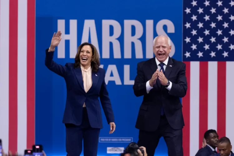Kamala Harris y Tim Walz inician su campaña: “Necesitamos nivelar el terreno”