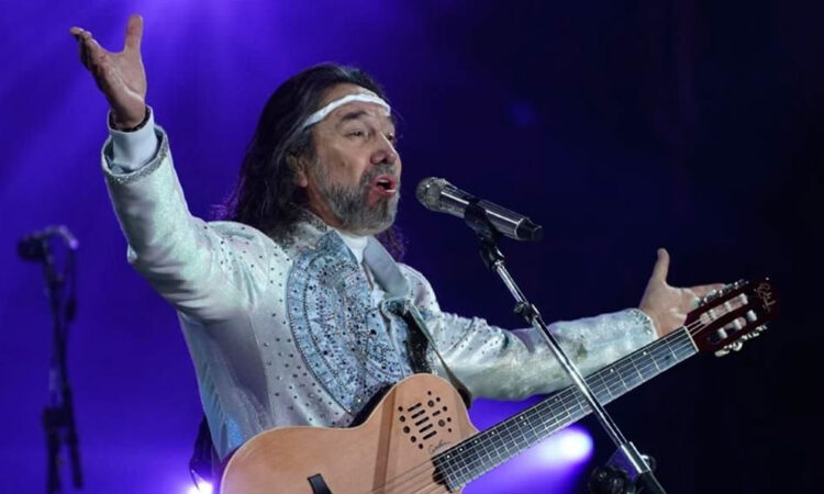 El Buki podría ser galardonado con la Medalla Belisario Domínguez