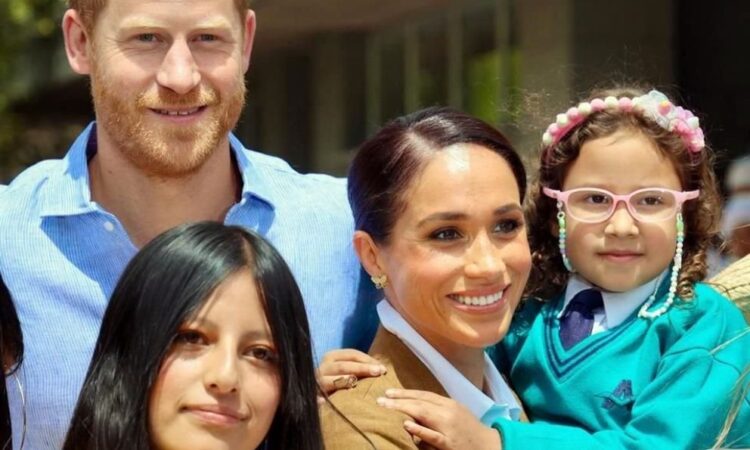 Pendientes de Diana destacan en la visita de Meghan a Colombia